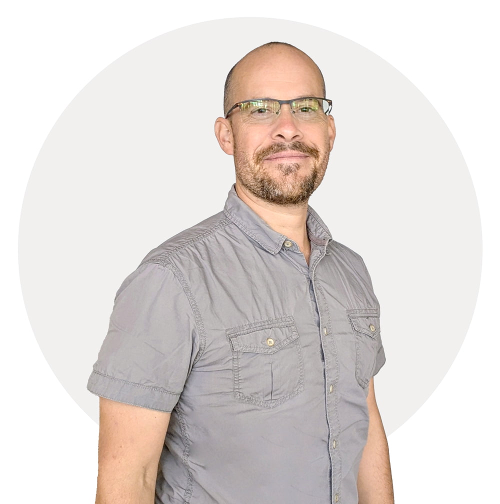 Xavier Parisot, couvreur artisan en rénovation de toiture à Toulouse