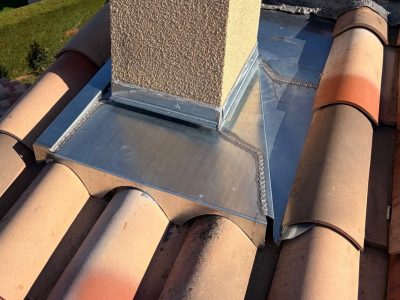 contour cheminée zinc rénovation zinguerie couverture